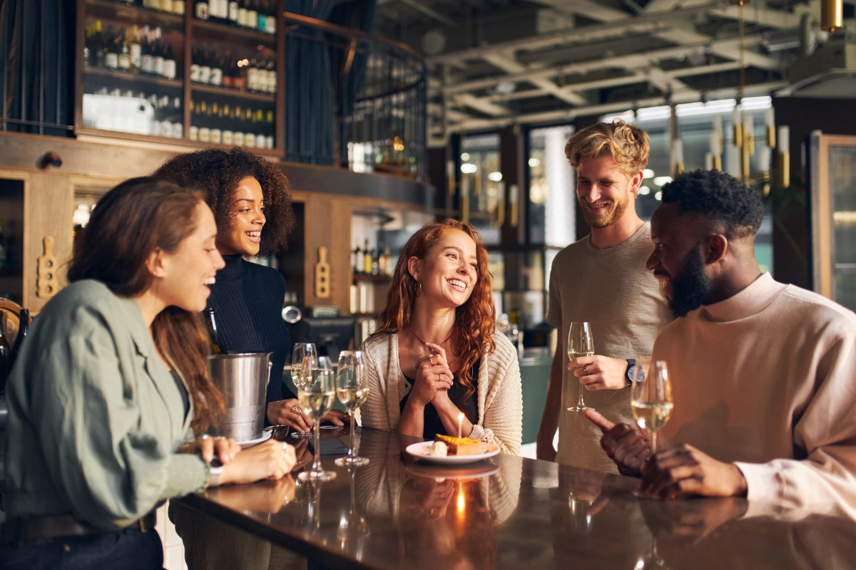 best-wine-bars-in-amsterdam (3)