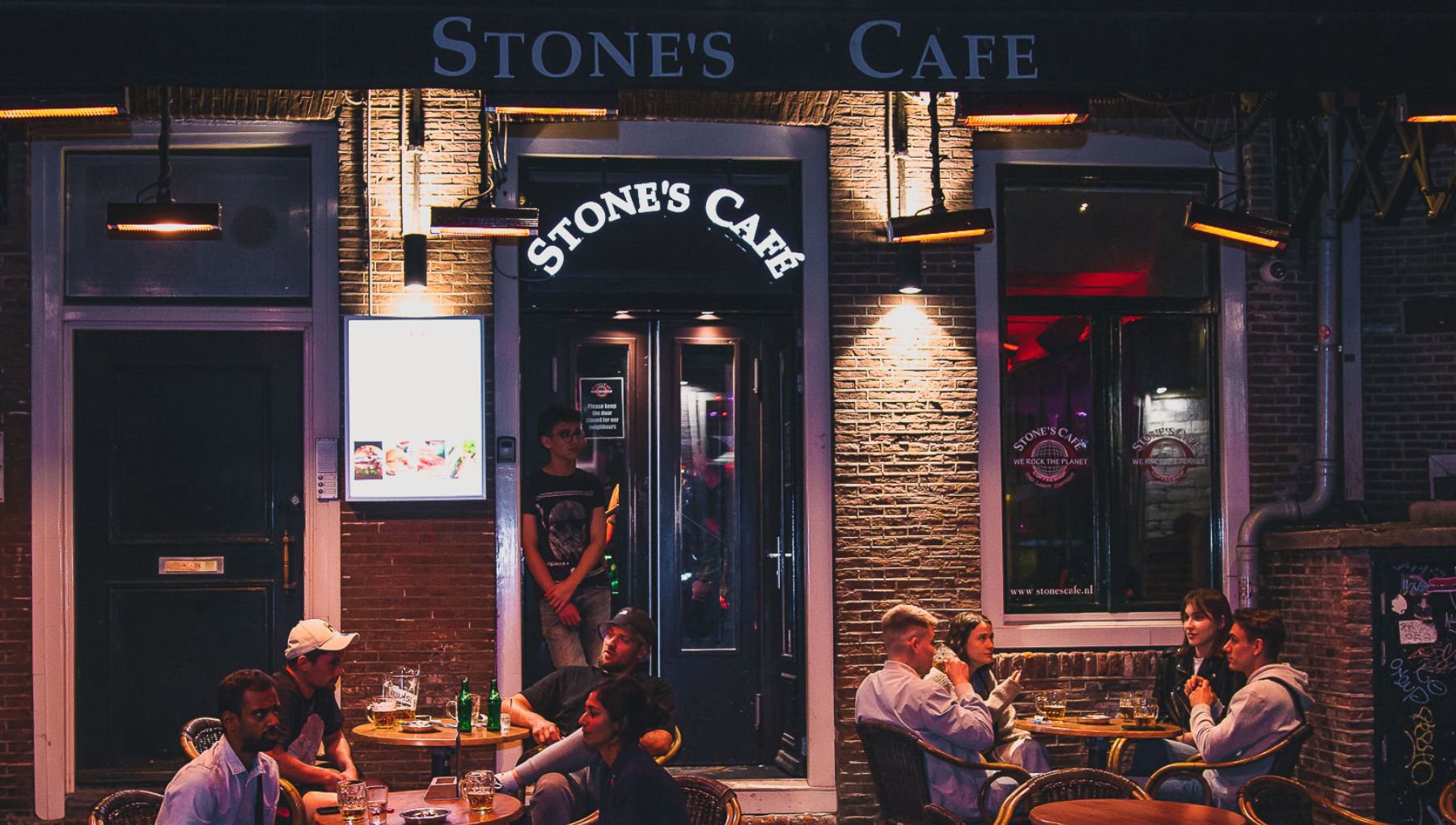 STONES_CAFE_AMSTERDAM_NIGHTLIFE_01